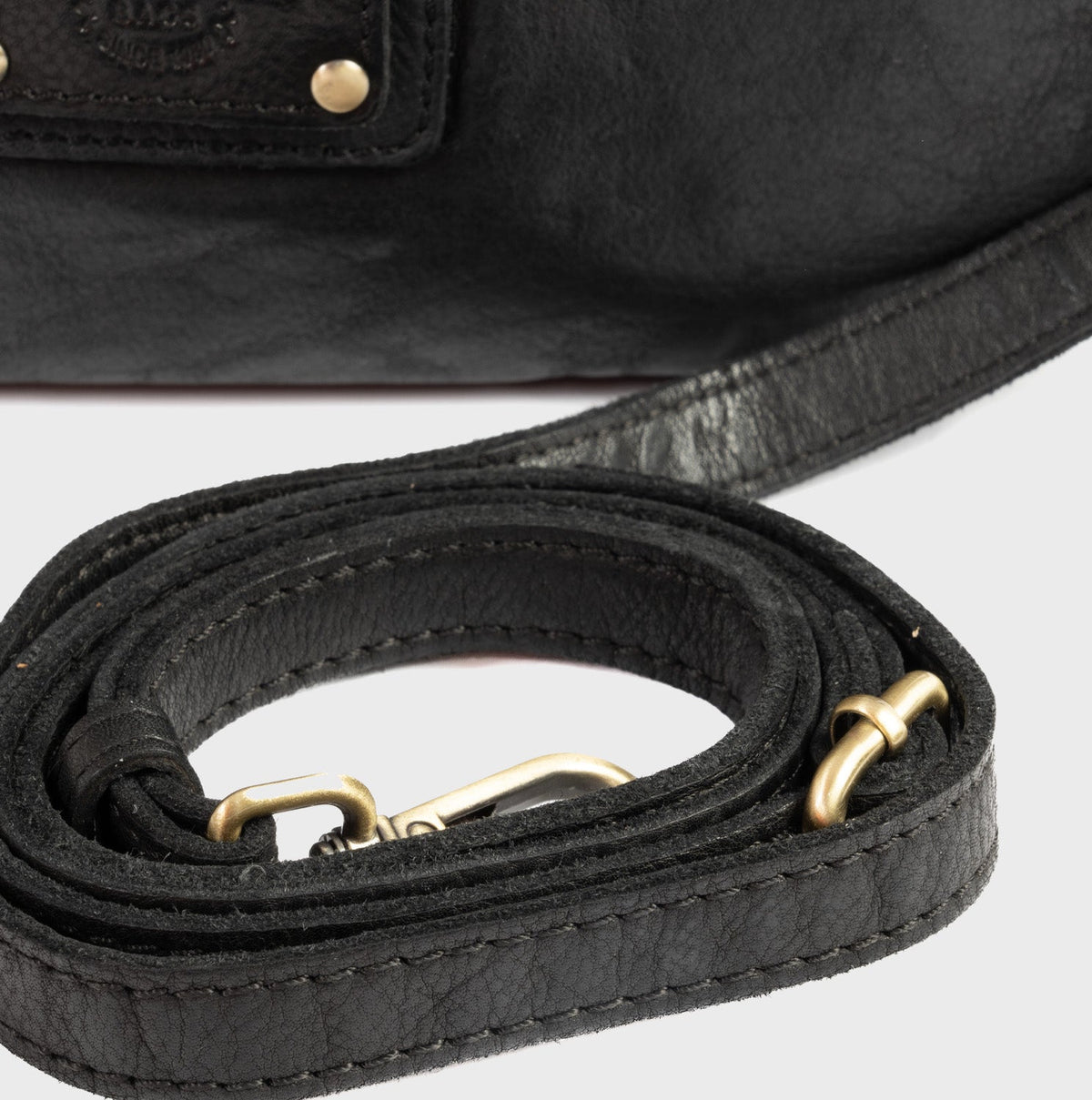 Bolso de hombro con bandolera de piel natural - Negro
