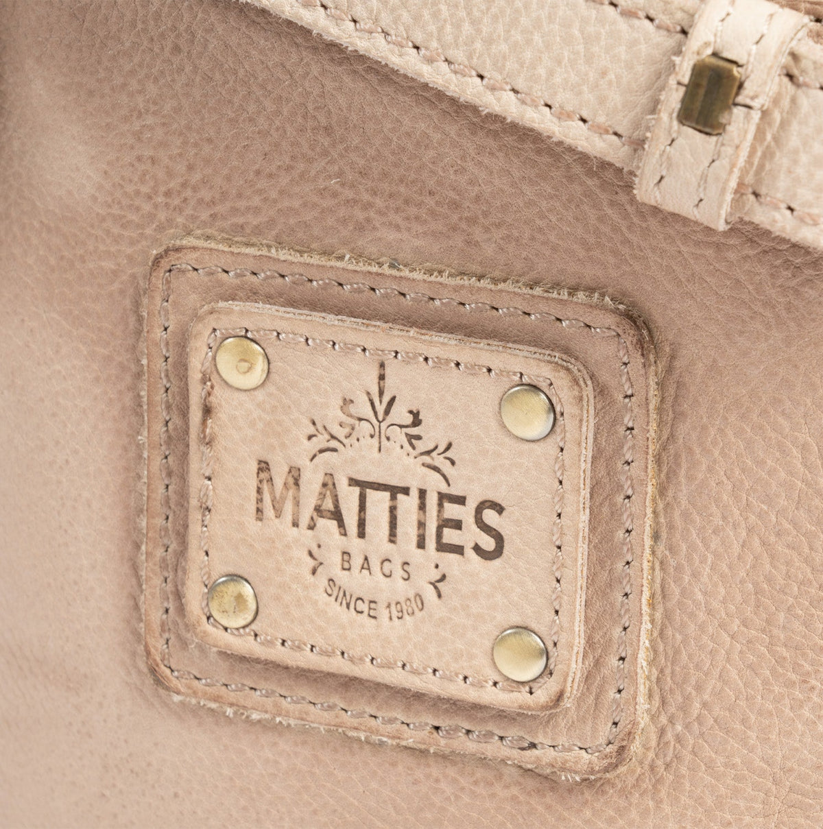 Bolso bandolera vertical de piel natural - Camel
