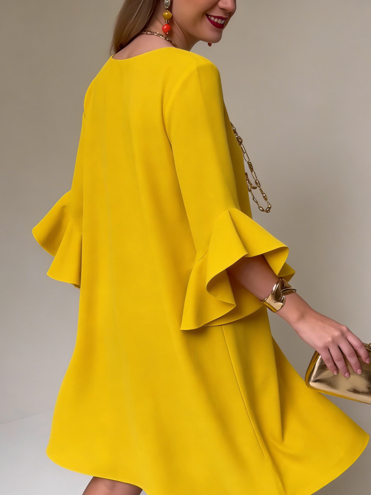 Vestido fluido con mangas de volante Selloryta